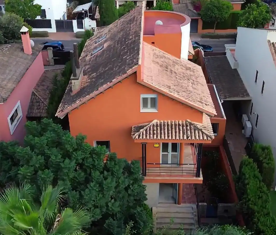 Vista exterior de Casa o chalet en venta en Bormujos con Aire acondicionado, Calefacción y Jardín privado