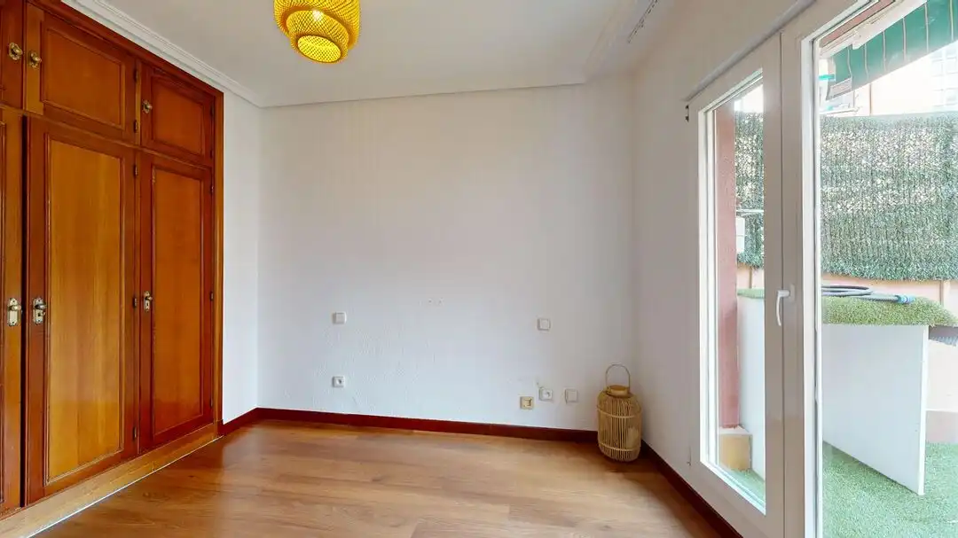 Bedroom of Flat for rent in Madrid  with Heating and Terrace