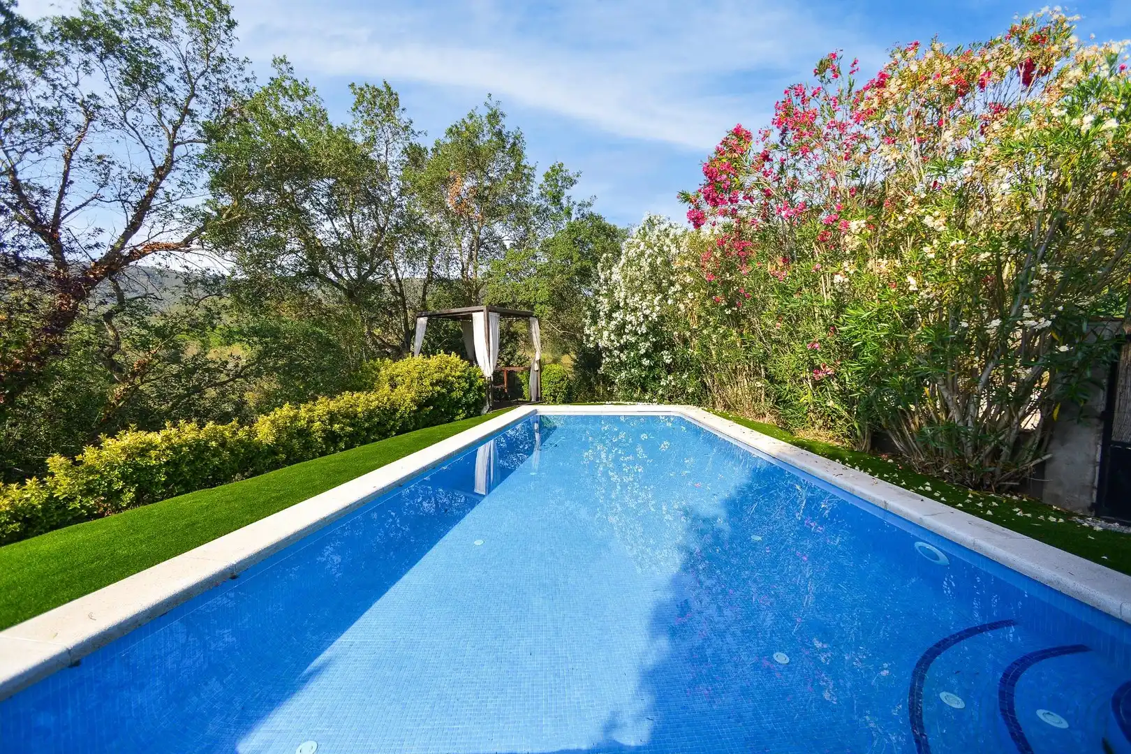 Haus mit Pool zum Verkauf in Carrer Milan, imagen 5