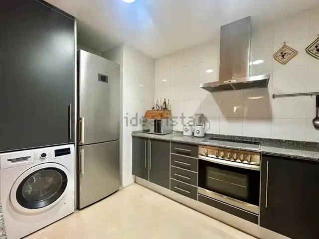 Cocina de Piso en venta en Paterna con Calefacción, Terraza y Trastero