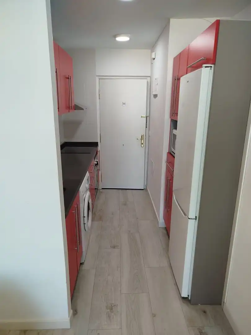 Cocina de Estudio de alquiler en Torremolinos con Aire acondicionado, Amueblado y Piscina comunitaria