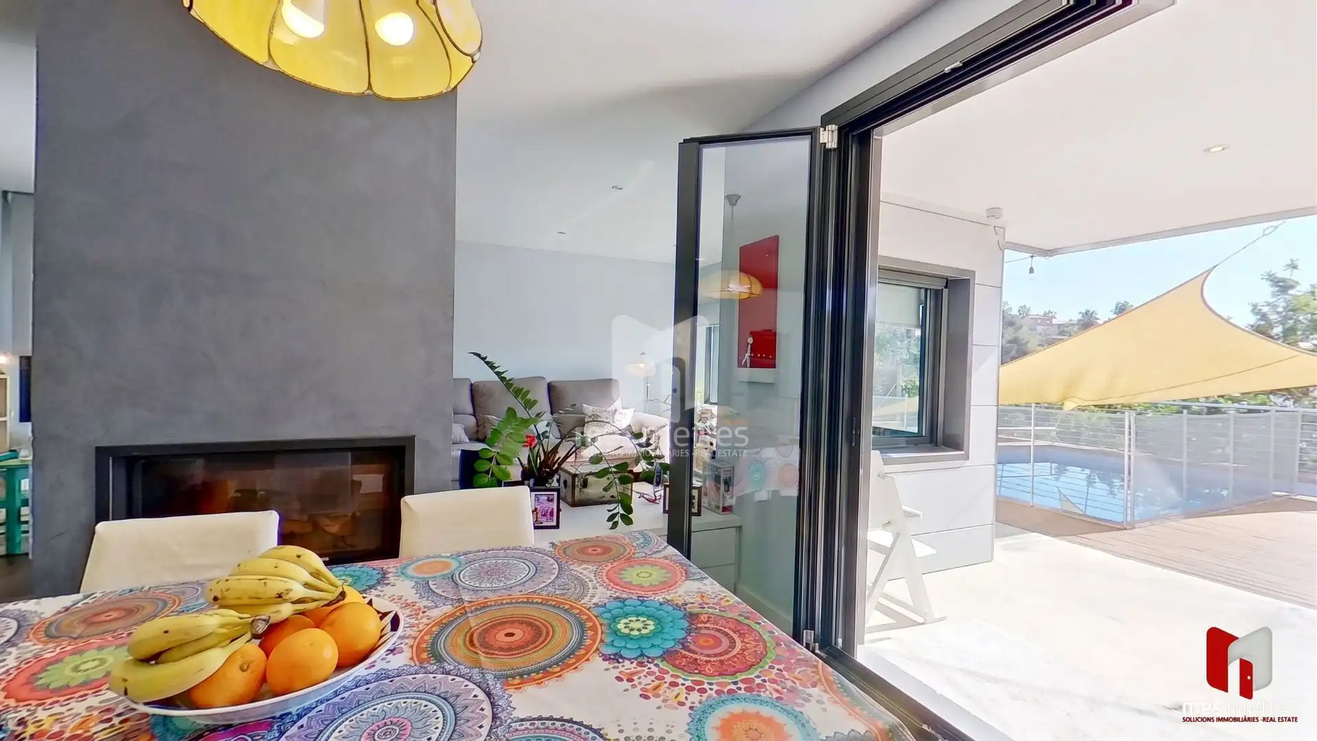 Sala de estar de Casa o chalet en venta en Teià con Aire acondicionado, Calefacción y Jardín privado