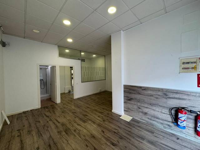 Local comercial en Alquiler en Centre - Estació