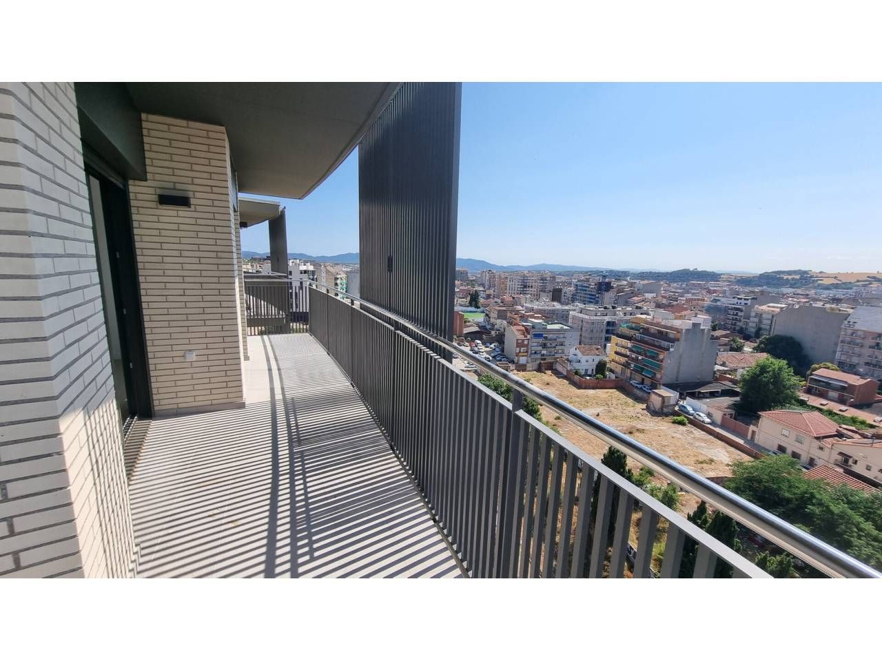 Exterior view of Duplex for sale in Granollers  with Air Conditioner, Heating and Parquet flooring