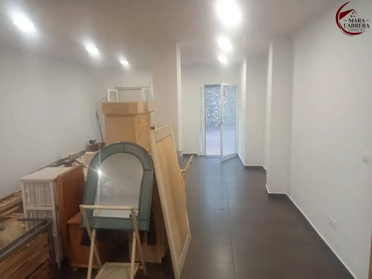 Haus oder Chalet zur Miete in Ador mit Terrasse und Möbliert