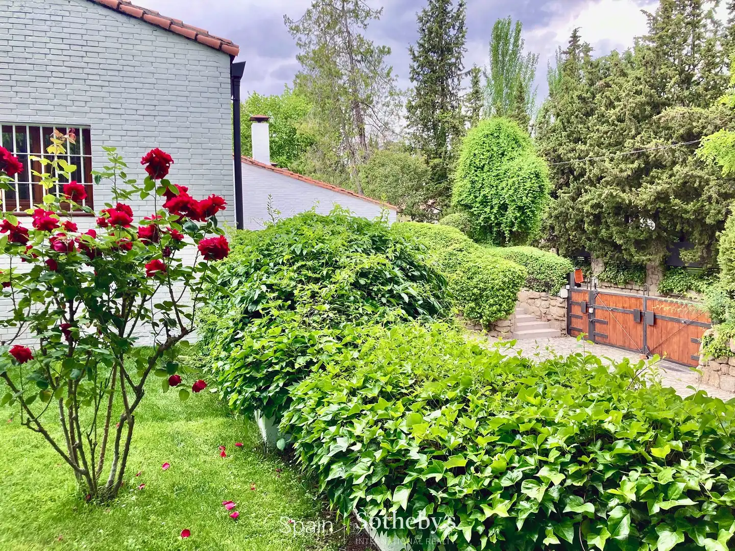 Jardí de Casa o xalet de lloguer en Madrid amb Aire condicionat, Jardí privat i Traster