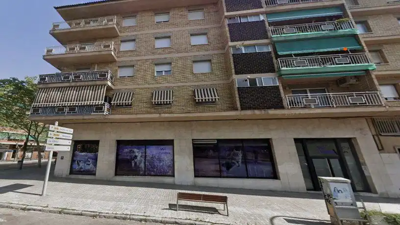Vista exterior de Pis en venda en Sabadell