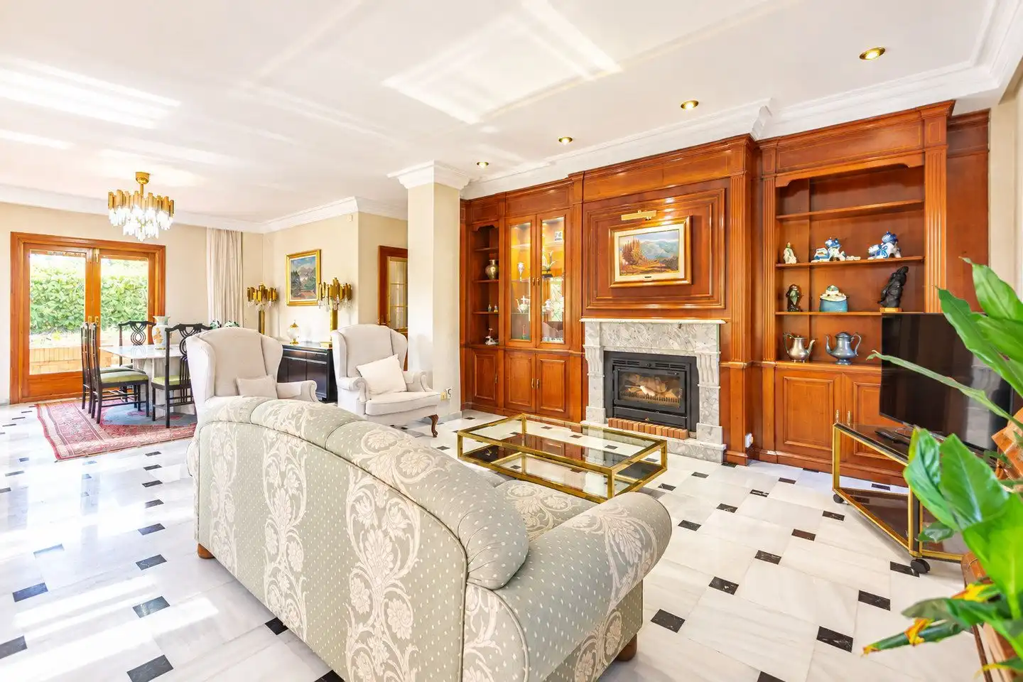 House with pool for sale in Urbanizaciones, imagen 3