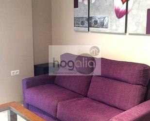 Living room of Flat to rent in  Sevilla Capital  with Air Conditioner and Furnished