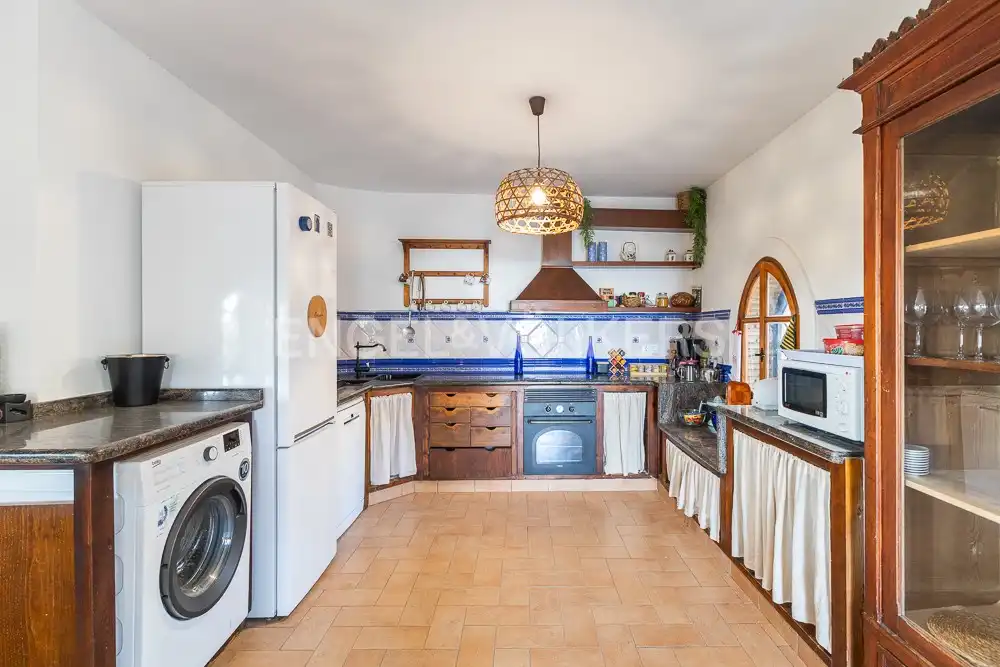 Cocina de Casa o chalet de alquiler en Manises con Aire acondicionado, Calefacción y Jardín privado
