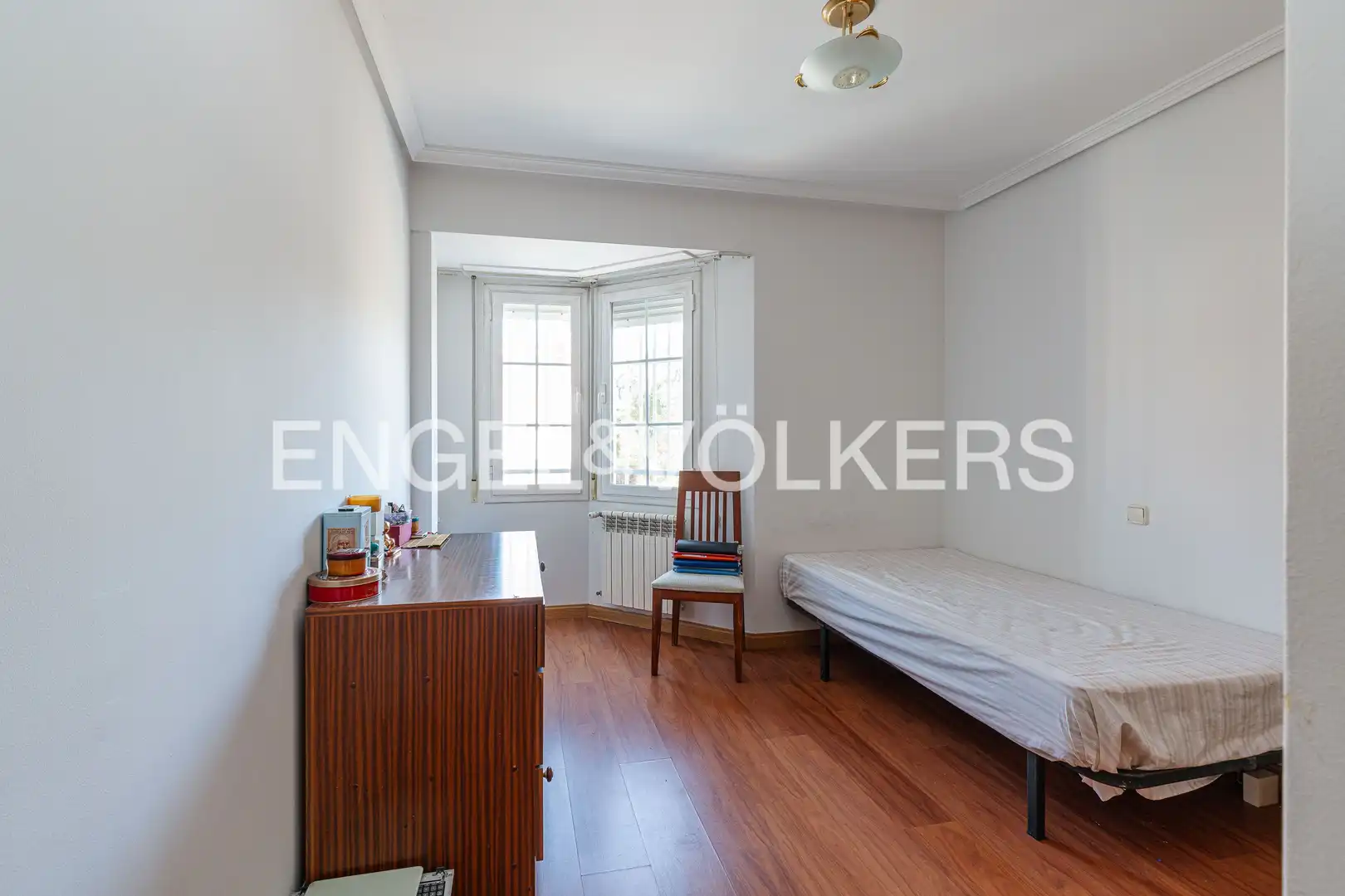 Comedor de Casa adosada en venta en Madrid con Aire acondicionado, Calefacción y Jardín privado