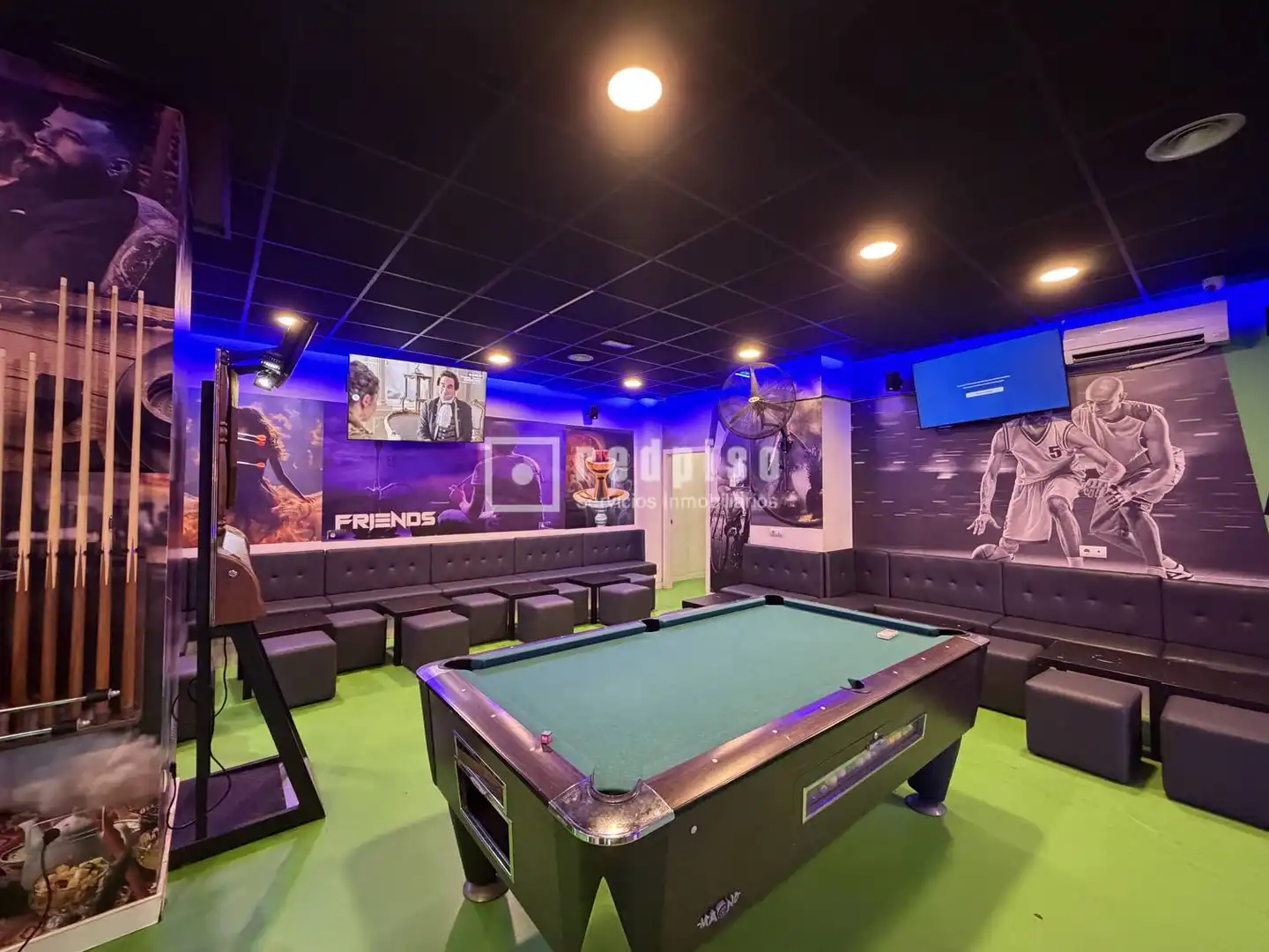 Local comercial en venda a Puerto 252