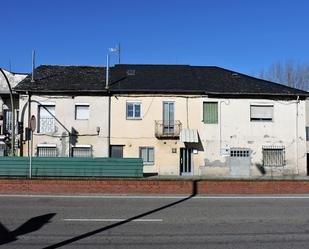 Casa adosada en venda a Avenida de Asturias, 275, Compostilla - Columbrianos