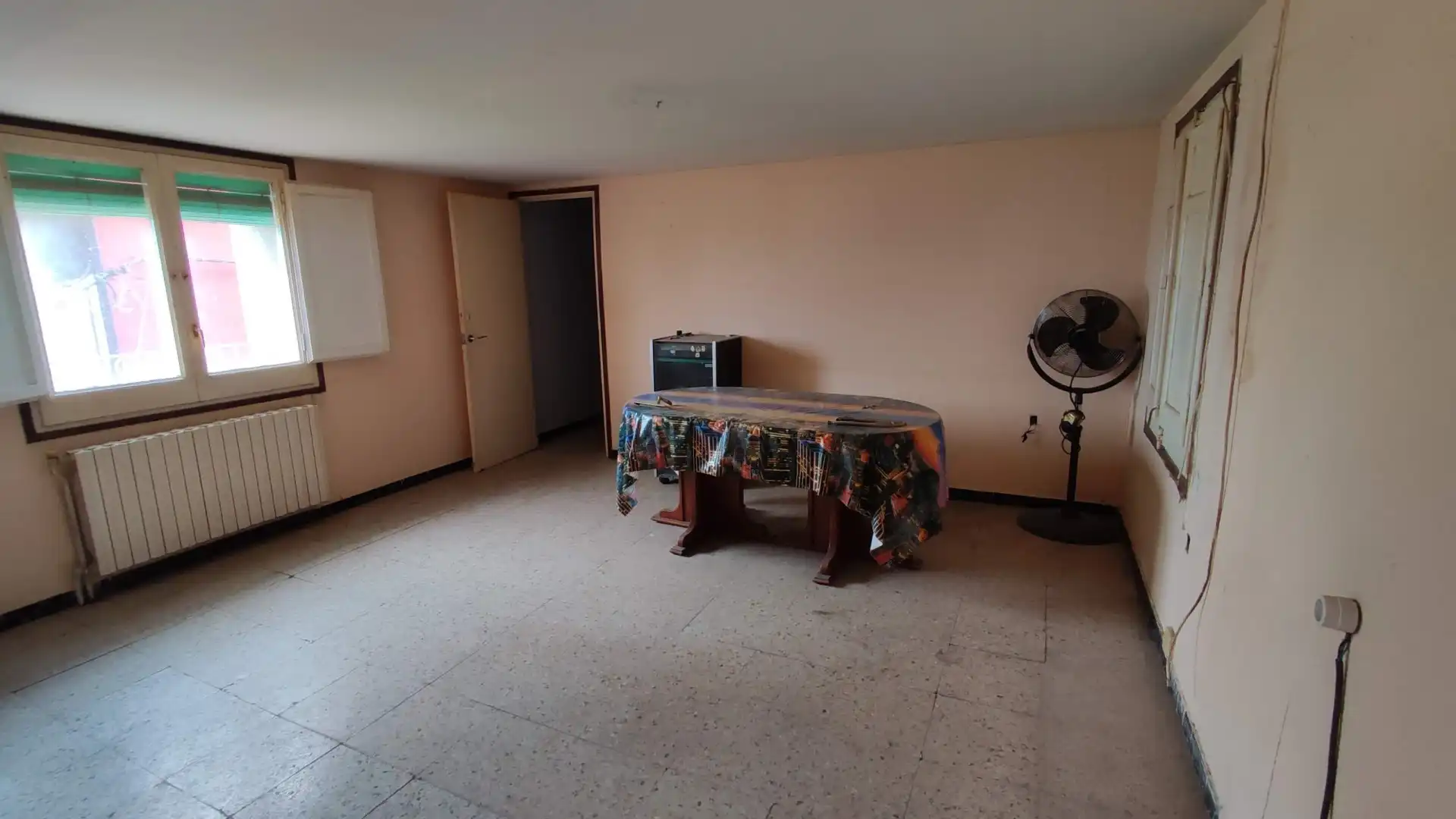 Finca rústica en venta en Sant Hipòlit de Voltregà con Terraza y Balcón