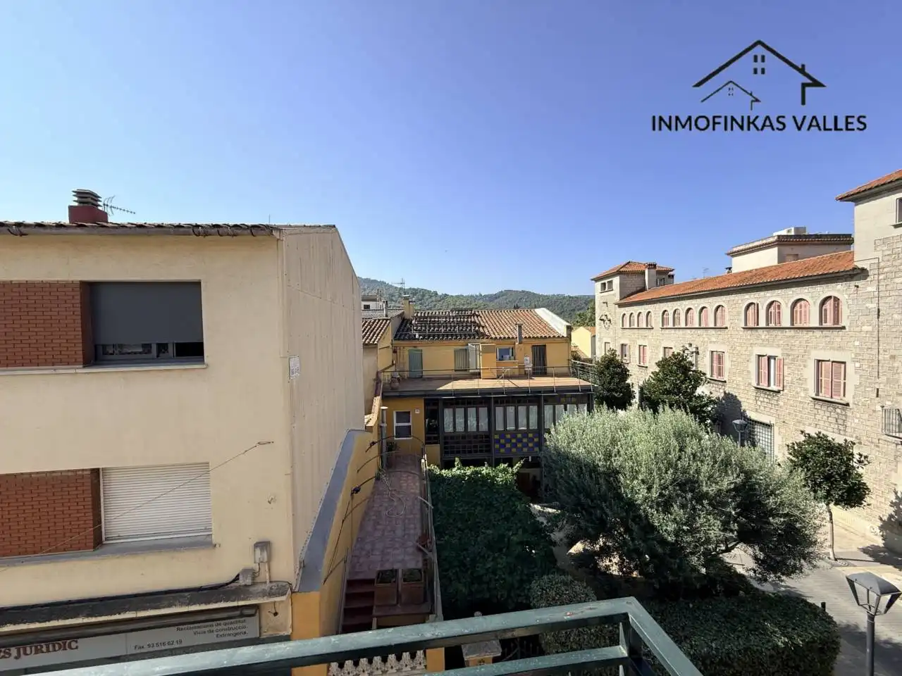 Vista exterior de Pis en venda en Llinars del Vallès amb Aire condicionat, Calefacció i Terrassa