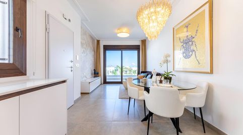 BUNGALOW EN PLANTA ALTA EN TORREVIEJA  3 HABITACIONES, TERRAZA Y PISCINA, imatge 2