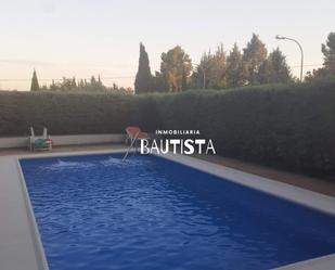 Swimming pool of House or chalet for sale in Valdepeñas  with Air Conditioner, Heating and Terrace