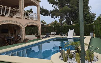 Swimming pool of House or chalet for sale in Benidorm  with Air Conditioner, Heating and Private garden