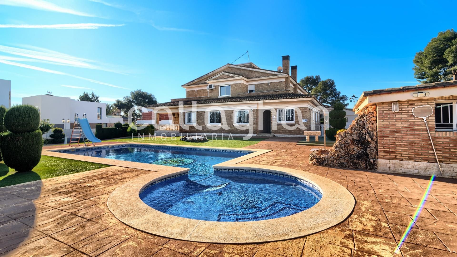 Jardín de Casa o chalet en venta en Torrent con Aire acondicionado, Jardín privado y Terraza