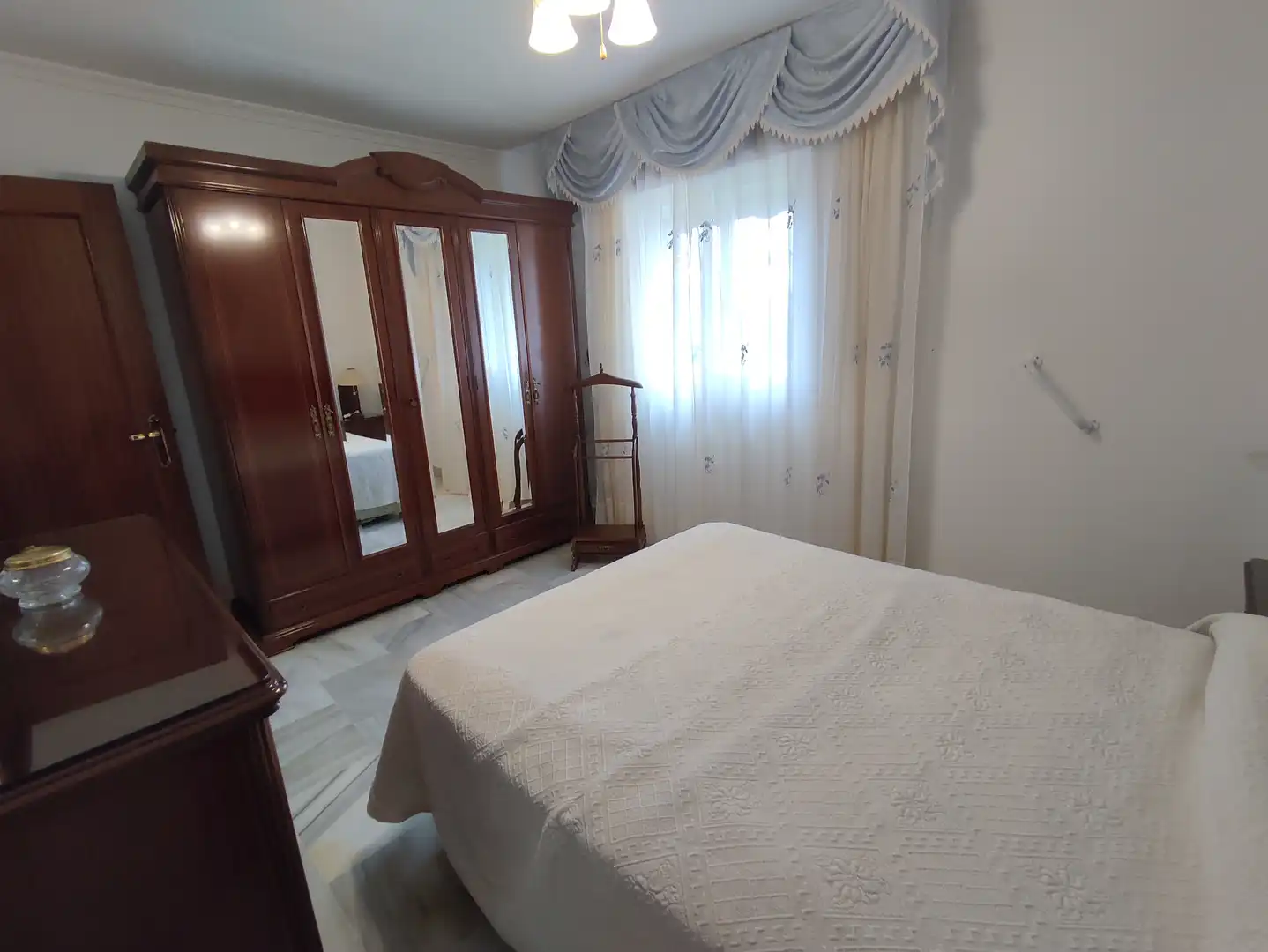 Habitación de Piso en venta en Málaga con Aire acondicionado, Terraza y Trastero