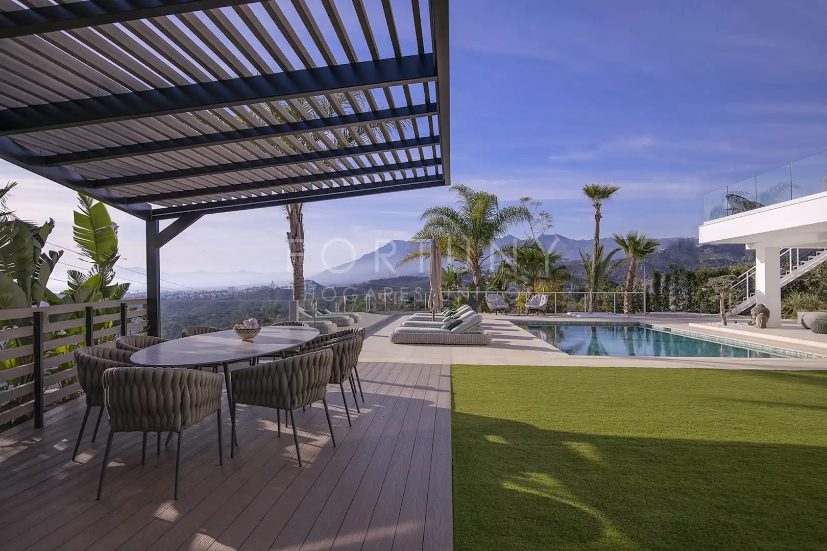 Terraza de Casa o chalet en venta en Marbella con Aire acondicionado, Calefacción y Jardín privado