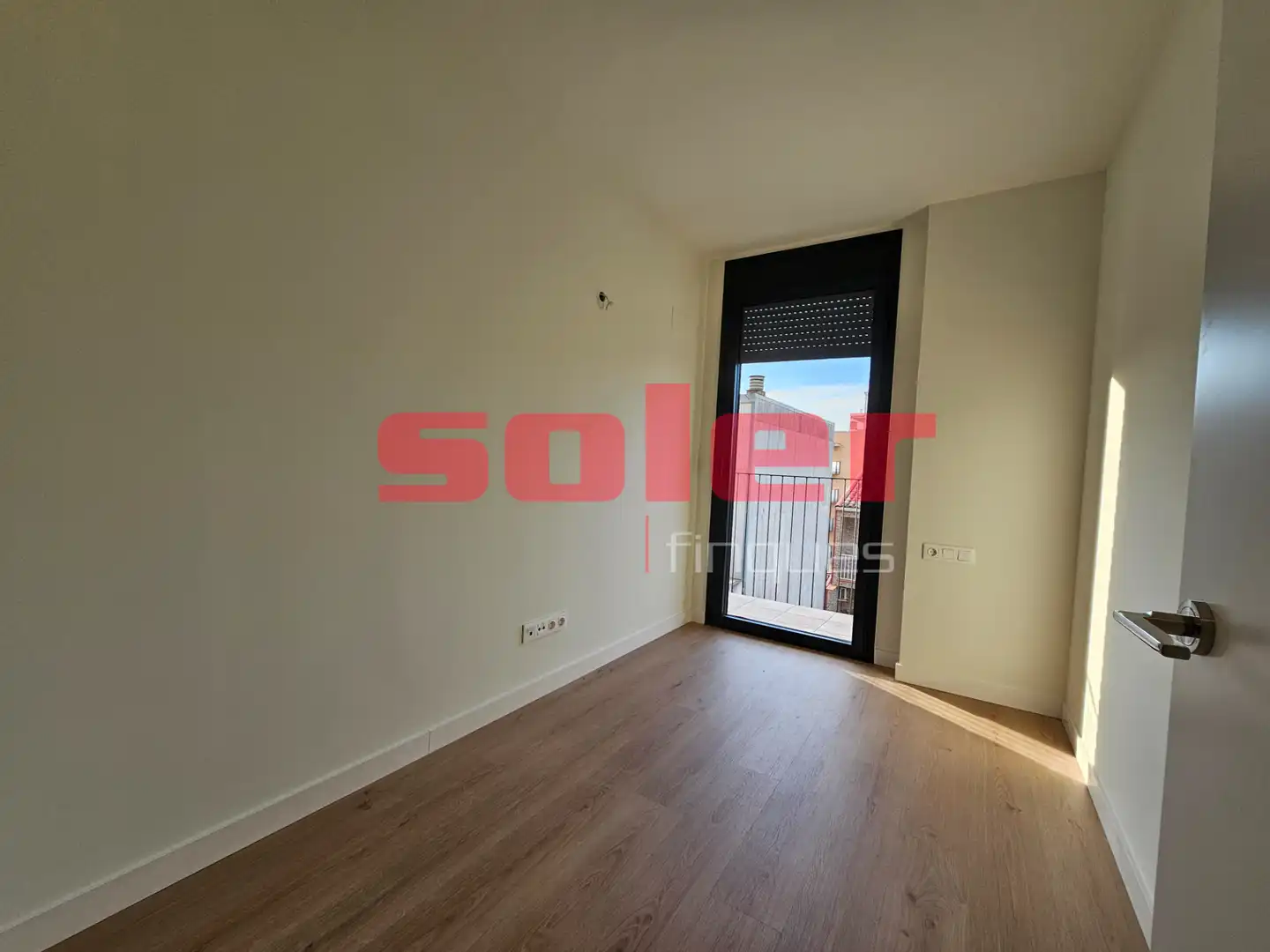 Flat for sale in Rubí  with Air Conditioner and Heating