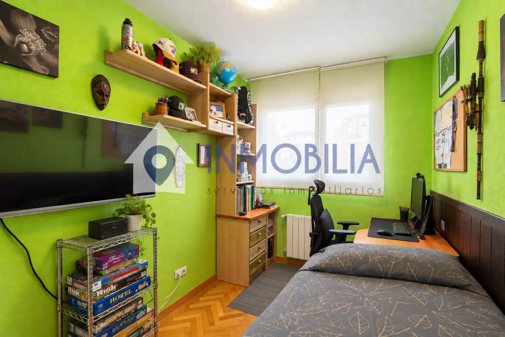 Bedroom of Flat for sale in Madrid  with Air Conditioner, Heating and Storage room