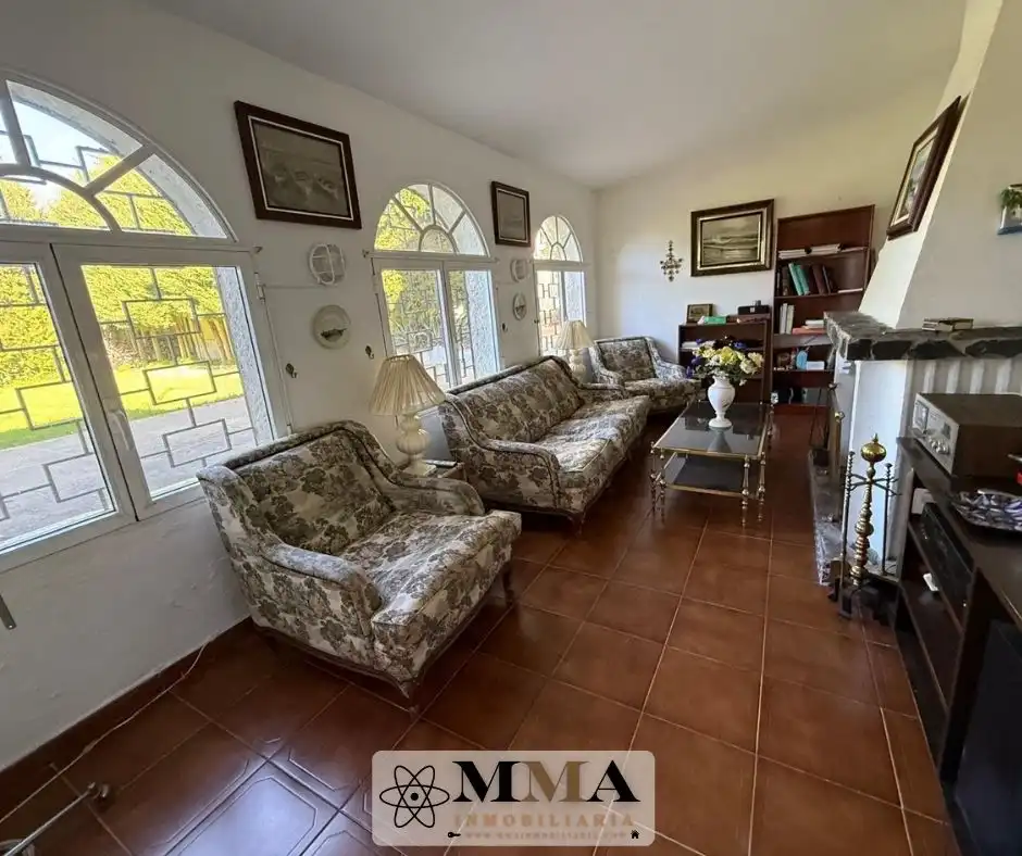 Sala d'estar de Finca rústica en venda en El Rompido amb Aire condicionat, Calefacció i Jardí privat