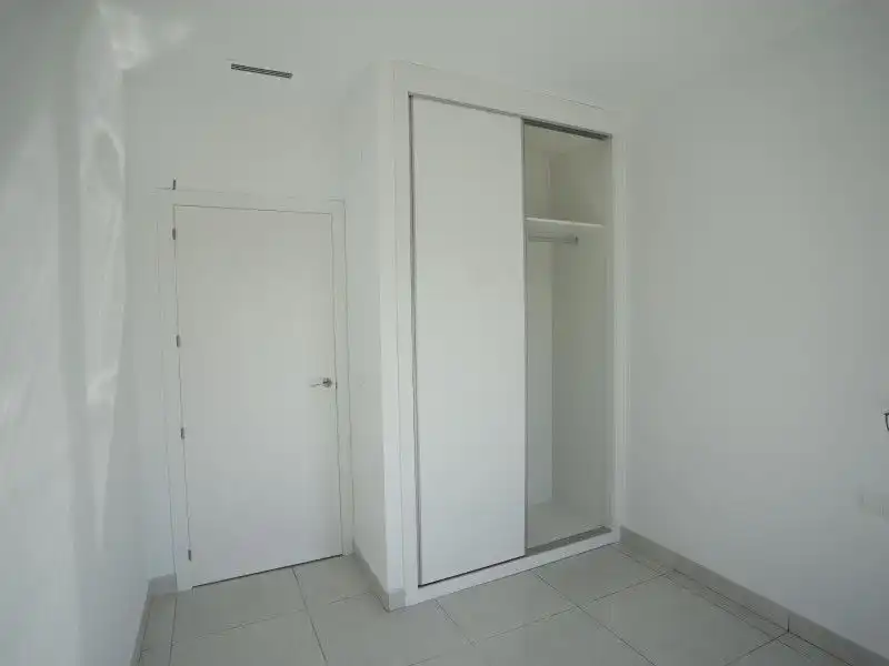 Chalet con piscina en venta en Casco urbano, imagen 5