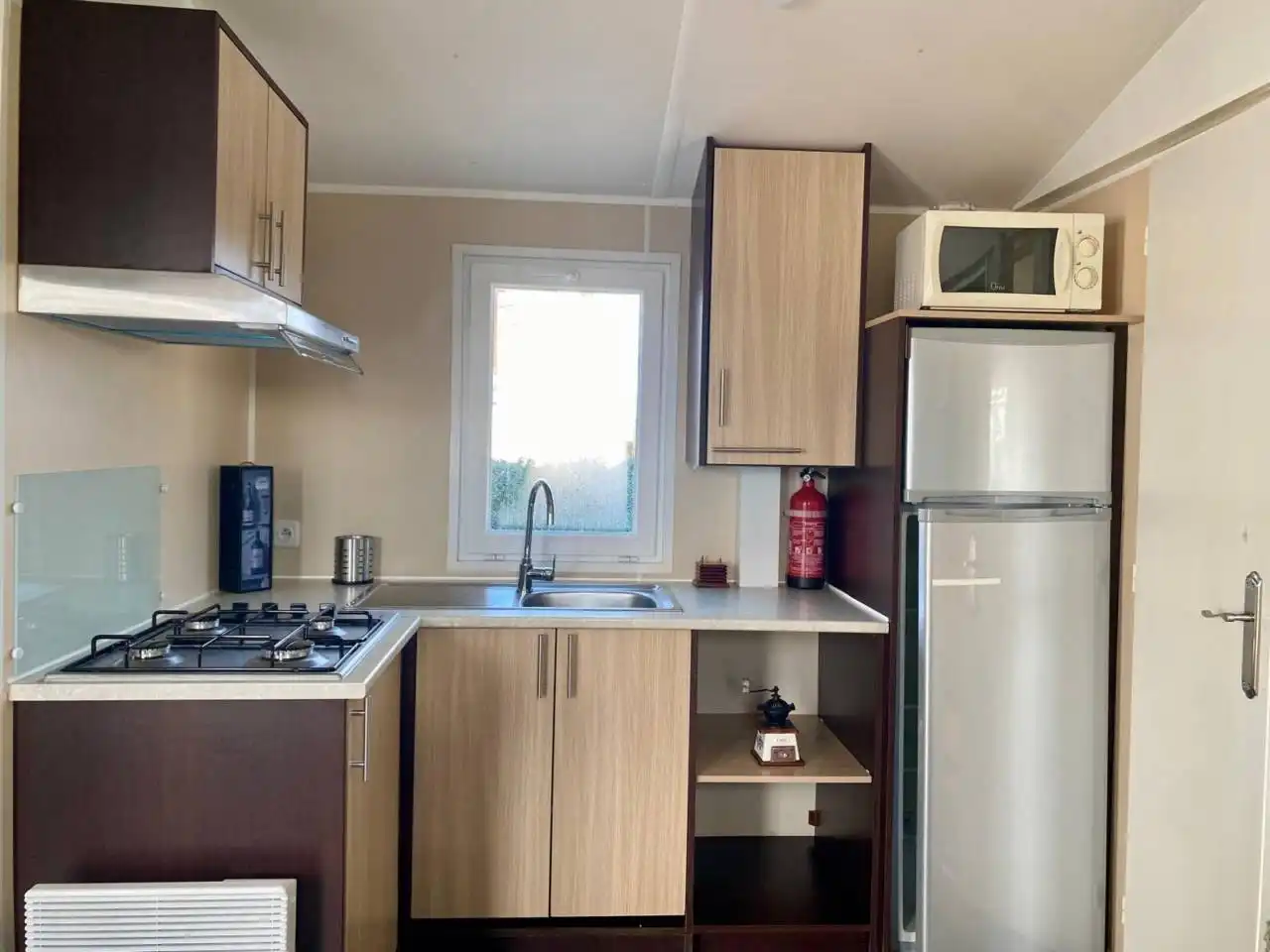 Kitchen of Flat for rent in Onzonilla