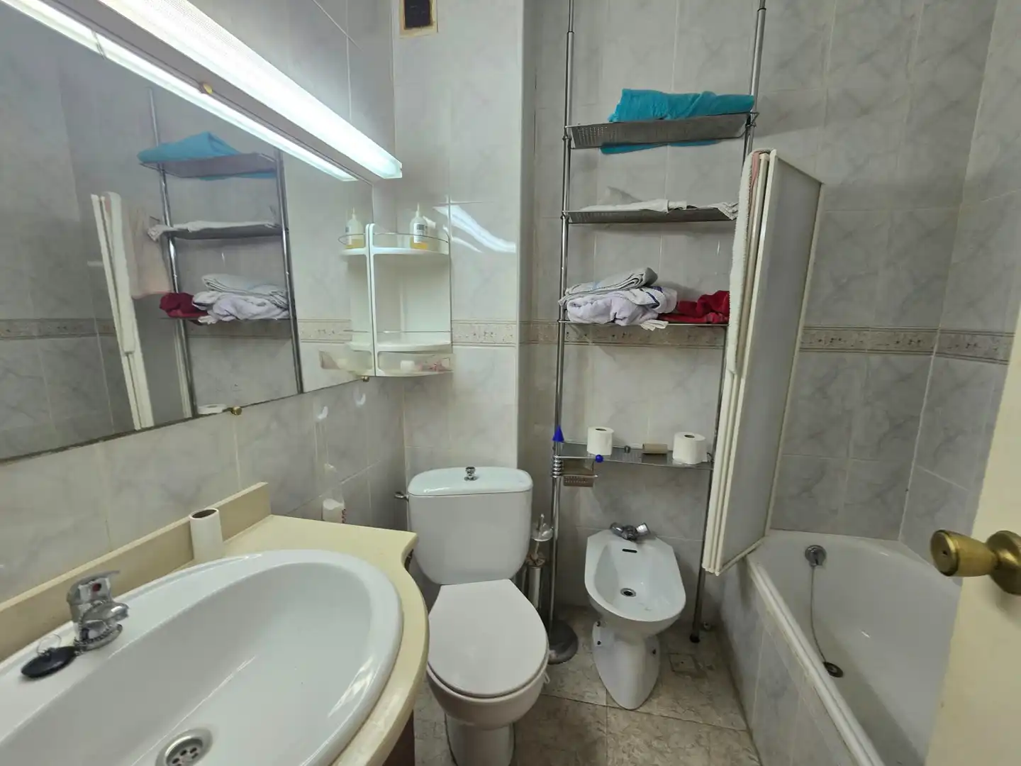 Bany de Apartament en venda en Castellón de la Plana / Castelló de la Plana amb Aire condicionat, Calefacció i Terrassa