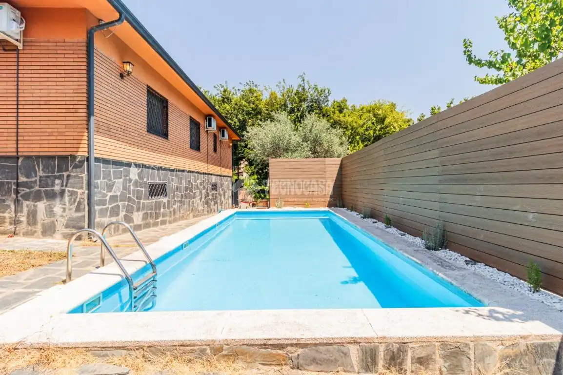 Piscina de Casa o xalet de lloguer en Sant Cugat del Vallès amb Aire condicionat, Calefacció i Terrassa