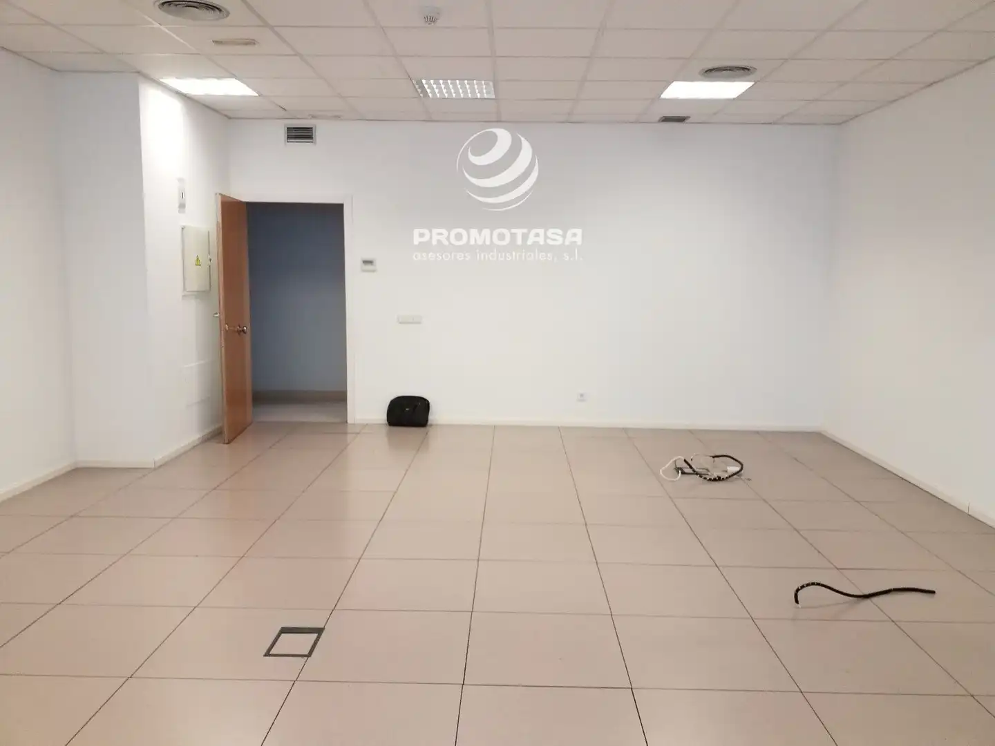 Büro zur Miete in Rivas-Vaciamadrid mit Klimaanlage, Heizung und Internet
