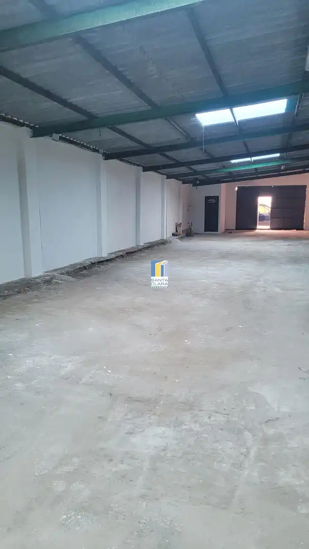 Local de lloguer en Monfarracinos