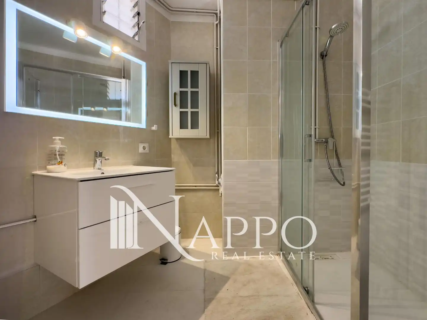 Badezimmer von Wohnung zur Miete in  Palma de Mallorca mit Klimaanlage, Heizung und Terrasse