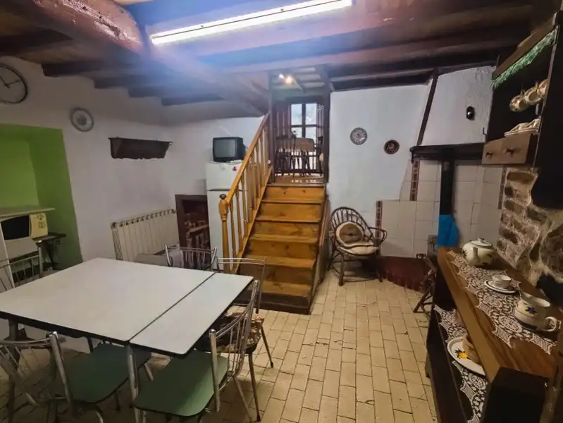 Country house zum Verkauf in Pravia mit Heizung, Terrasse und Möbliert