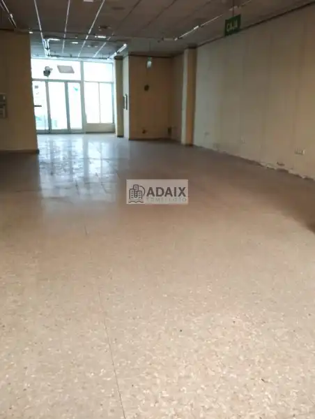 Local comercial de lloguer a Tomelloso, imagen 2