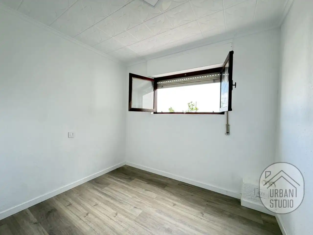 Dormitori de Casa o xalet en venda en Torrevieja amb Jardí privat, Parquet i Terrassa