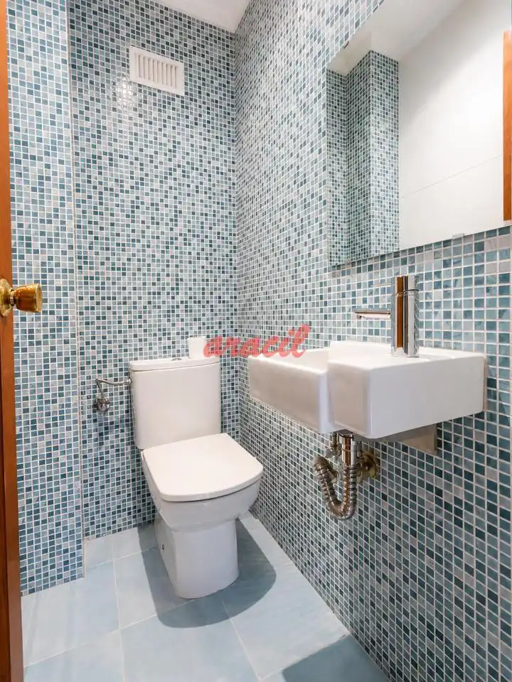 Badezimmer von Wohnung zur untervermieten in Ourense Capital  mit Heizung und Möbliert