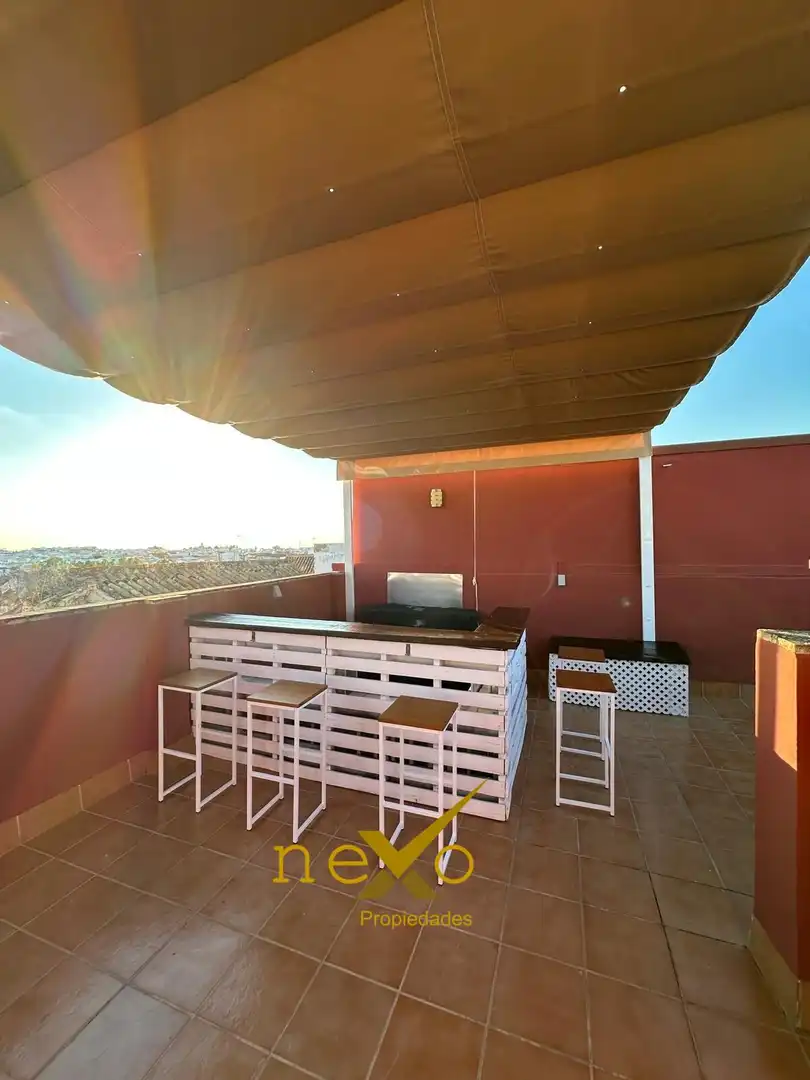 Terrassa de Dúplex en venda en Carmona amb Aire condicionat, Calefacció i Terrassa