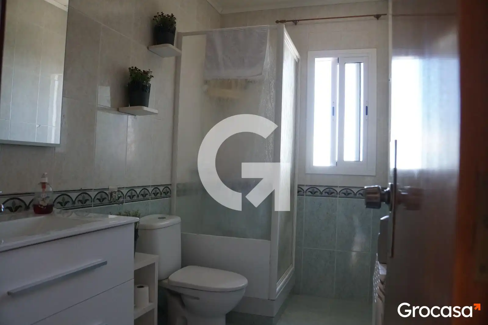 Baño de Casa o chalet en venta en Els Hostalets de Pierola con Calefacción, Jardín privado y Terraza