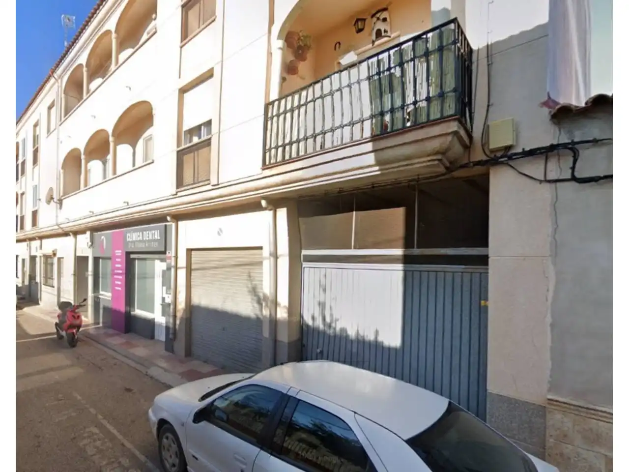 Exterior view of Garage for sale in El Bonillo