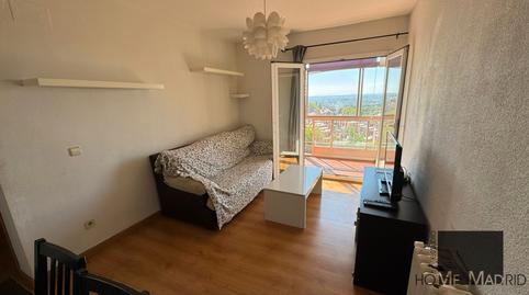 Foto 3 de Pis en venda a Calle de Aguilar de Campóo, Valdezarza, Madrid