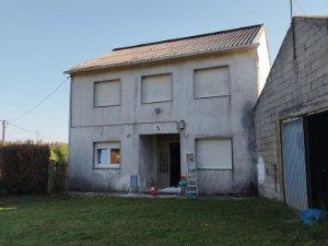 Vista exterior de Casa o xalet en venda en Carballo amb Jardí privat