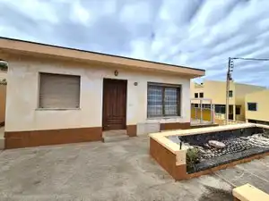 Exterior view of Houses for sale in San Cristóbal de la Laguna  with Private garden, Storage room and Swimming Pool