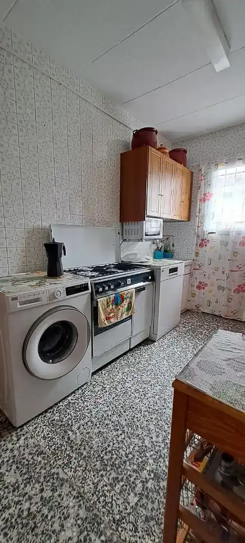 Cocina de Piso en venta en Maello con Jardín privado, Trastero y Microondas