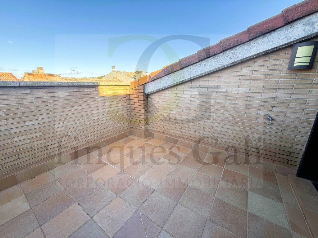 Dúplex en venta en Calle Caça De La