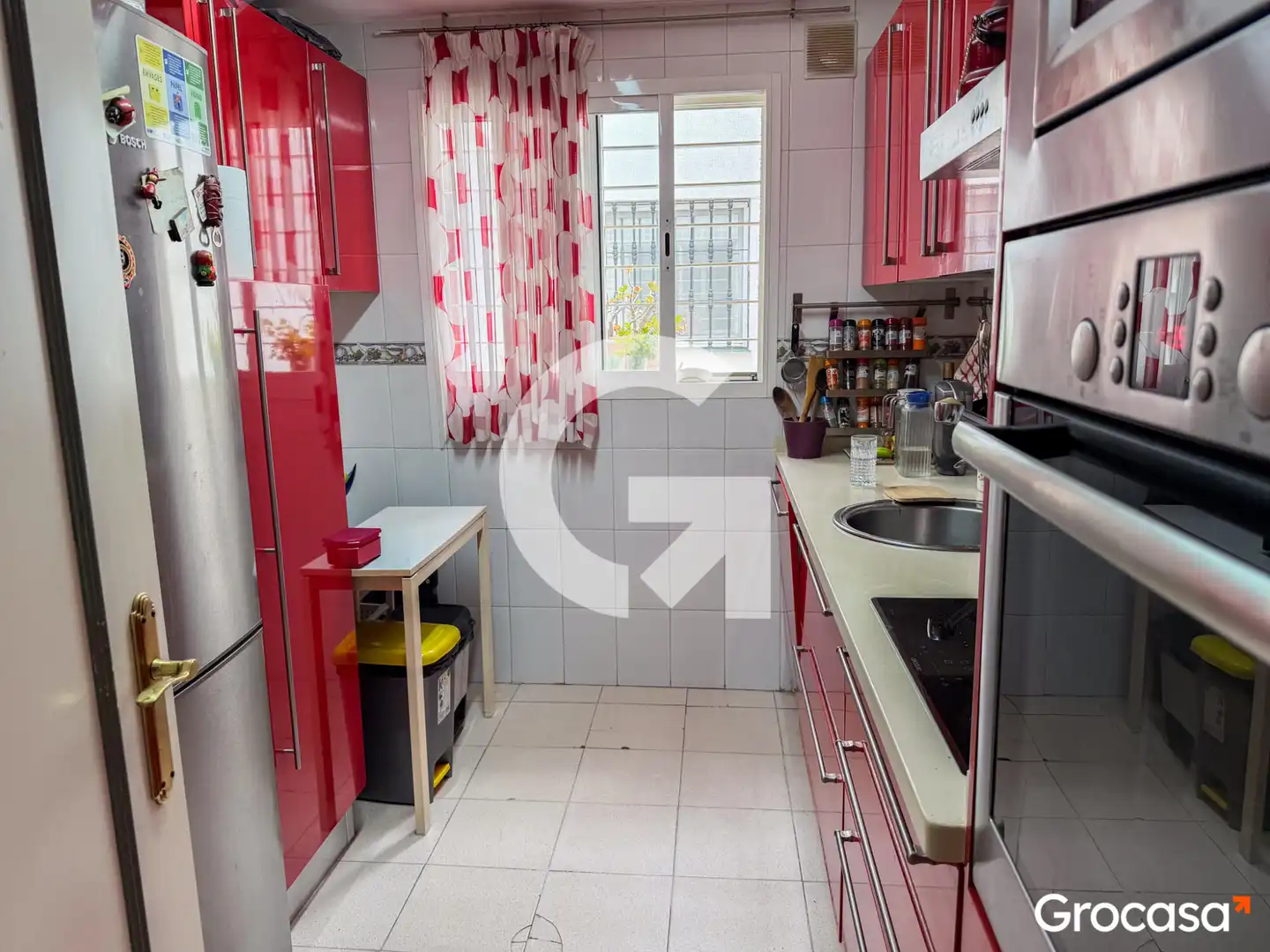 Küche von Dachboden zum Verkauf in Rincón de la Victoria mit Privatgarten, Terrasse und Ofen