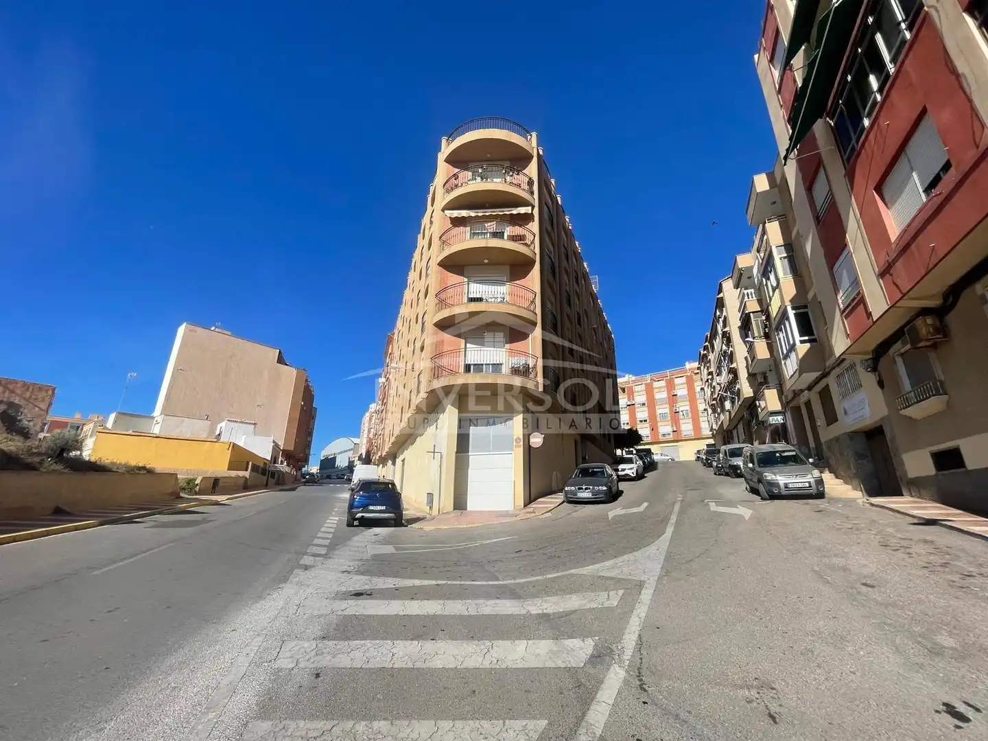 Flat with terrace for sale in Calle Mar Tirreno 1, imagen 2