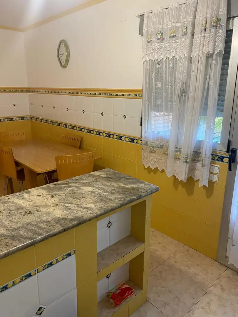 Cocina de Edificio en venta en Báguena